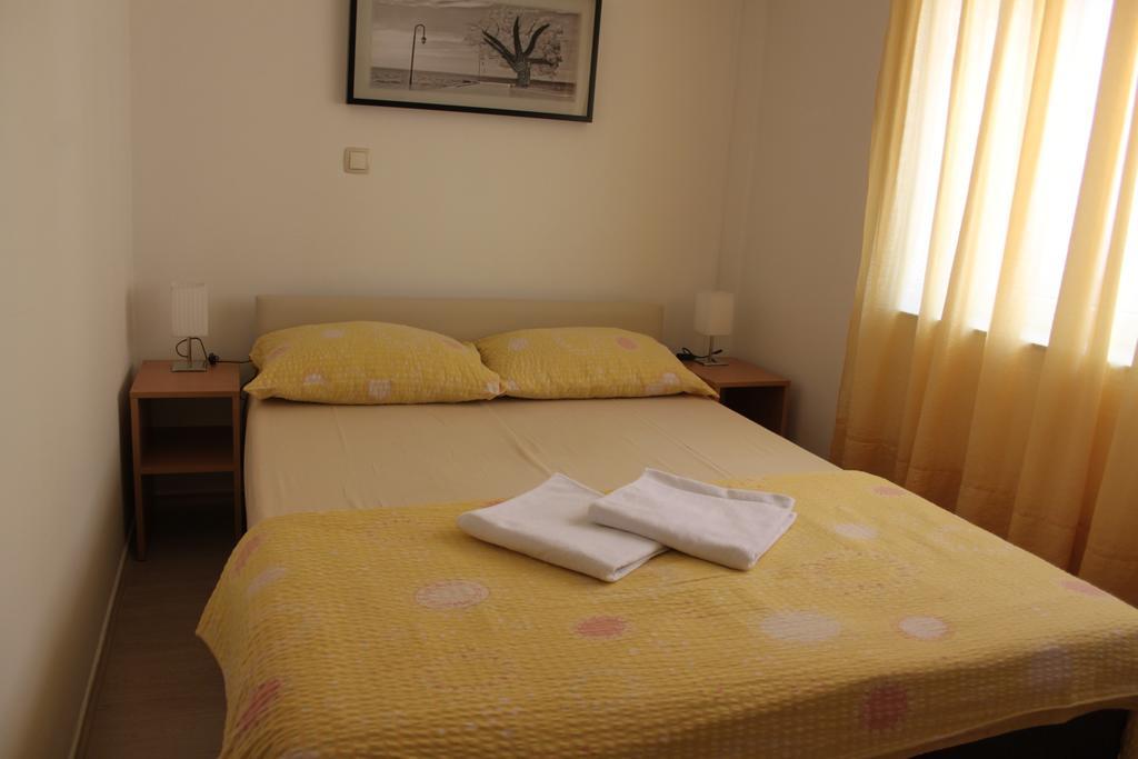 Apartments And Rooms Lena Mostar Eksteriør bilde